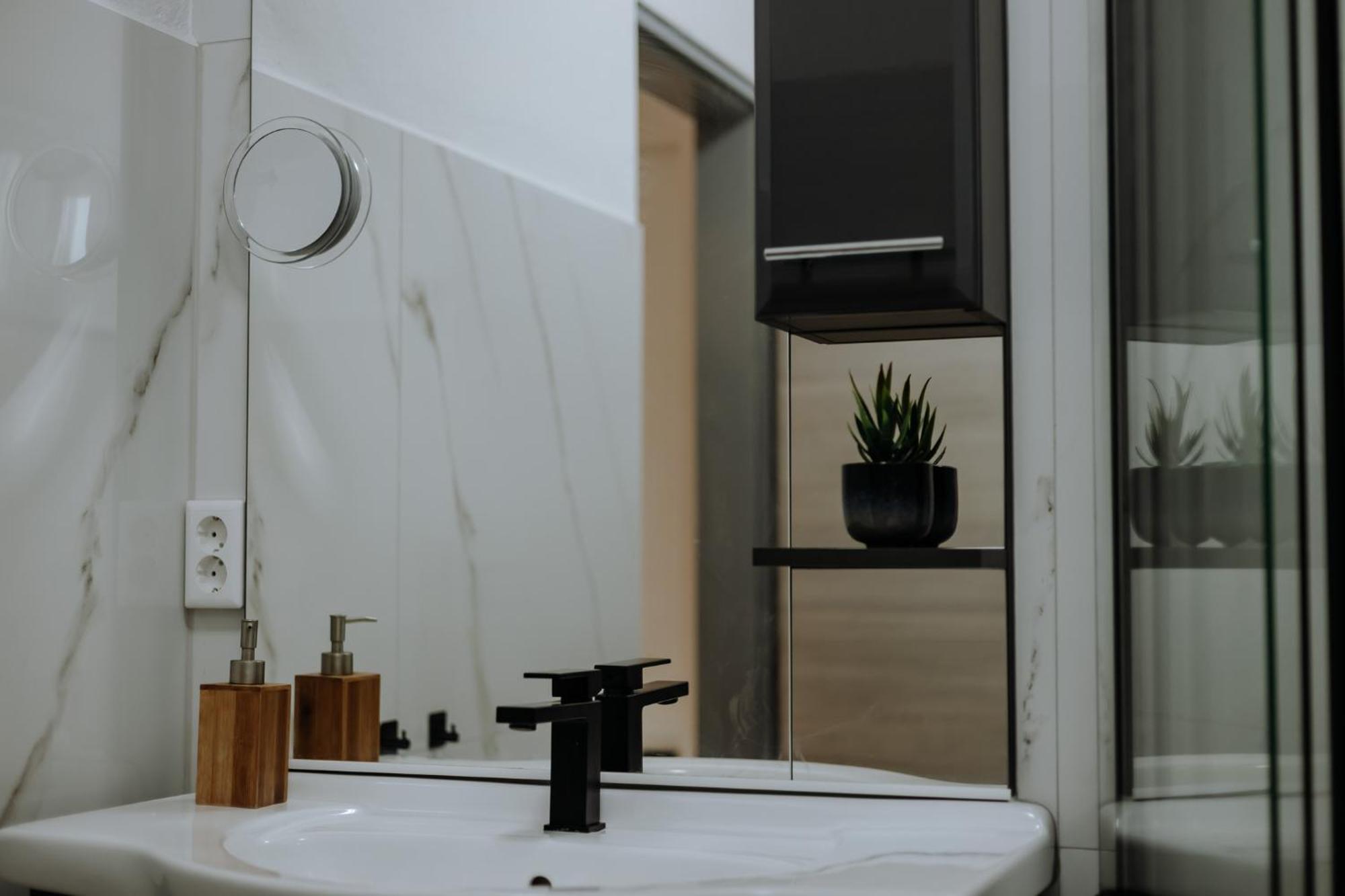 Stilvolles Mit Blick Auf Dreifluesse-eck Apartment Passau